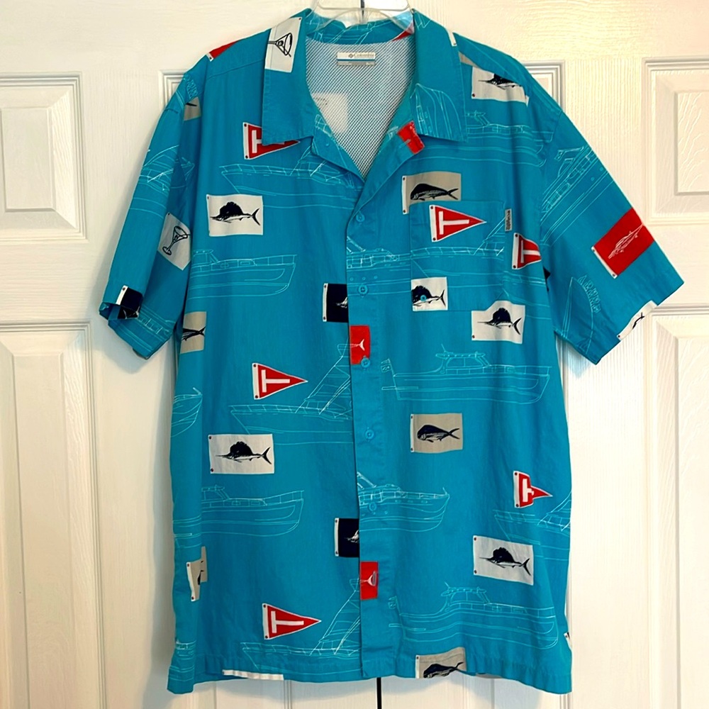 Men’s Columbia brand vented button down shirt, size XL